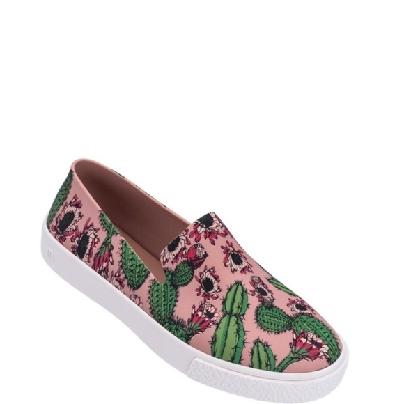 Melissa Cactus Ground lll Slip On Sneaker - Picture 1 of 12